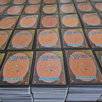 MAGIC THE GATHERING（マジック：ザ・ギャザリング） 大量まとめ売り (基本土地のみ)